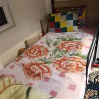 تخت خواب کاملا سالم در حد نو