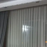 پرده حریر کرمی شاین دار