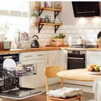 تعدادی از وسایل منزل با قیمت مناسب به فروش میرسد