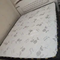 تخت و تشک