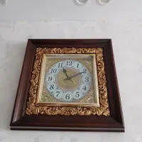 ساعت دیواری درحد نو