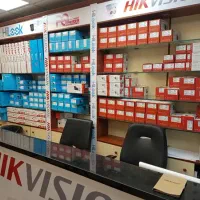 فروشنده آقا(فروشگاه دوربین مداربسته)حقوق22میلیون