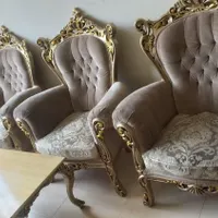 مبل هفت نفره  و میز عسلی به همراه ویترین|مبلمان خانگی و میز عسلی|تهران, حشمتیه|دیوار