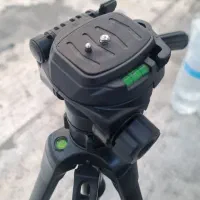 سه پایه دوربین ویفنگ weifeng