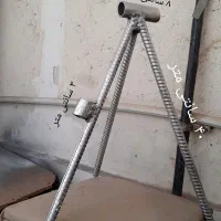 سه پایه نگه‌دارنده شیلنگ آب
