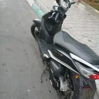 لاکی 180 سرحال