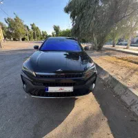 کی ام سی مدل ۱۴۰۳