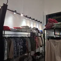 ویترین کامل به فروش میرسد