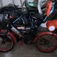 دوچرخه بچه در حد نو به فروش میرسد