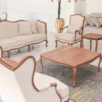 مبل کویین فرانسوی