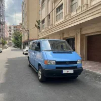 فولکس ترانسپورتر T4