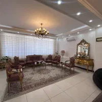 طبقه دوم ۲۰۰ متری شیک سه خواب بلوار تشریفات
