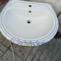 کاسه روشویی چینی کرد