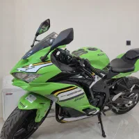 کاوازاکی نینجا ۴ سیلندر zx25rr صفر