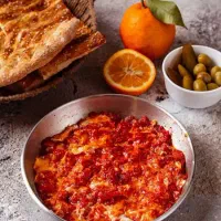 اشپز و باریستا جهت پخت صبحانه