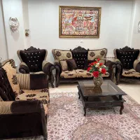 مبل ۷ نفره ۱۵ تومان میز غذا خوری ۸ نفر ۱۰ تومان