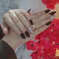 کاشت ناخن وترمیم
