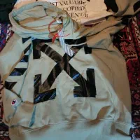 هودی off white
