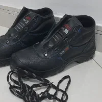 فروش کفش کار