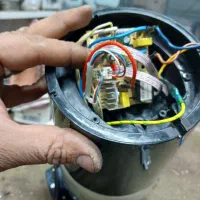 کار آموز جهت کار ویادگیری تعمییرات لوازم خانگی