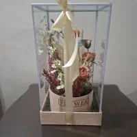 شمعدان و گلدان