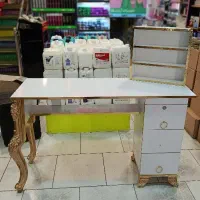 میز ناخن حرفه ای آرایشگاهی