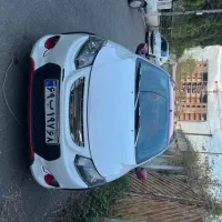 کوییک سفید قرمز