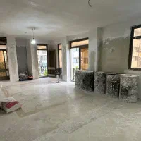تعداد ۸ عدد پنجره قدی  آهنی شیشه ۲ جداره