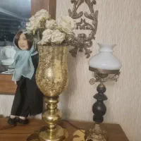 گلدان طلایی
