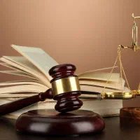 وکیل و مشاور حقوقی با (حق الوکاله منصفانه)