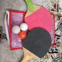 راکت پینگ پنگ با توپ