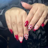 خدمات ناخن و بافت غزاله