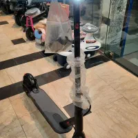 اسکوتر برقی ایستاده