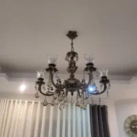 لوستر زارعیان