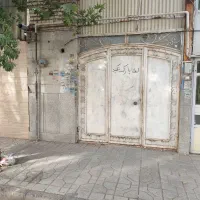 1 طبقه همکف 90 متری دربست