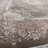 فرش ۹ متری ۷۵۰ شانه، کاملاً سالم