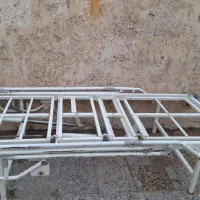 تخت بیمارستانی