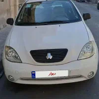 تیبا صندوقدار ۱۴۰۰