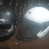 دوعدد کلاه ایمنی
