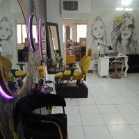 سالن آرایشی و آموزشگاه