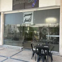 اجاره صندلی به آرایشگر با مشتری