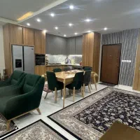 اپارتمان-160متری-طبقه-اخر-با-تراس-60متری