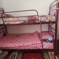 تخت خواب دوطبقه با تشک و رو تختی
