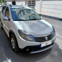 رنو ساندرو استپ وی اتوماتیک