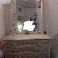 تخت و دراور و پاتختی تمام چوب