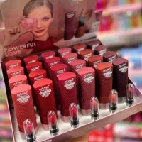 فروشنده خانم