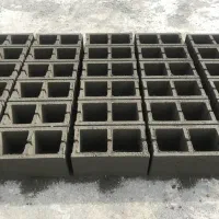 کارگر ماهر بلوک زنی