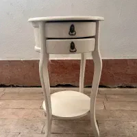 میز تلفن و صندلی میز ارایش در حد نو
