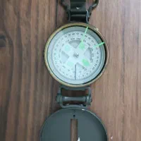 قطب نما و تراز آمریکایی