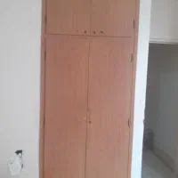 درب اتاق خواب و کمد دیواری بسیار محکم و تمیز